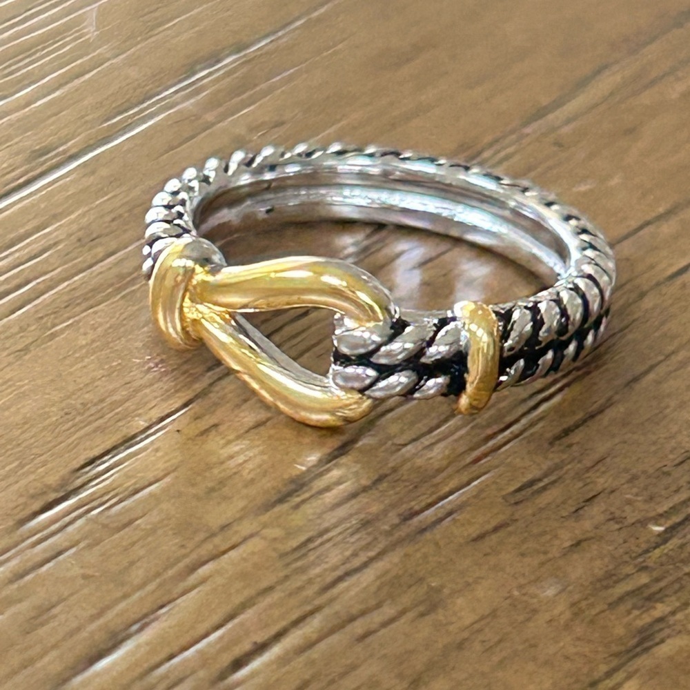 Sterling Silver Two-Tone Knot Ring 7